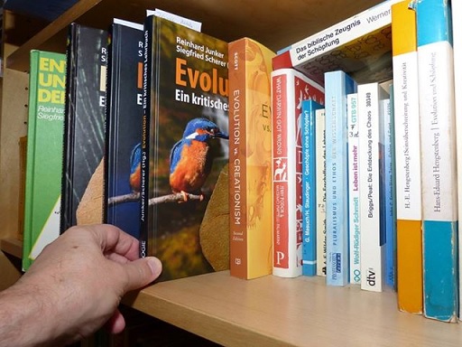 Evolution - ein kritisches Lehrbuch